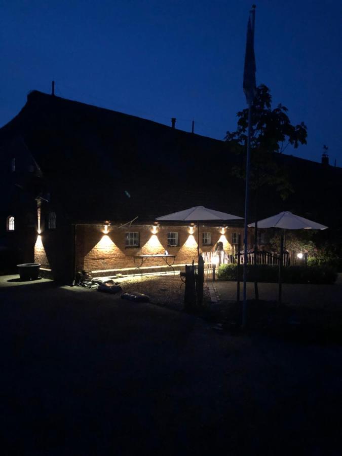 Gut Strackholt Fewo Seemannsgarn Grossefehn Exterior foto